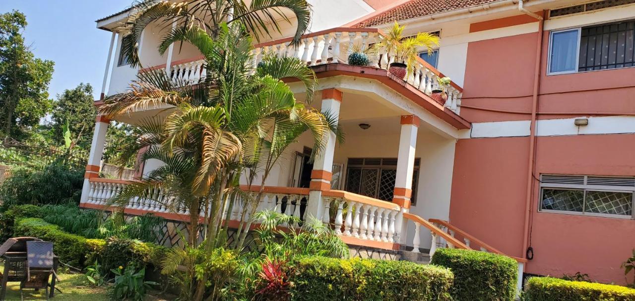 La Feve Beach Bed And Breakfast Entebbe Exteriér fotografie