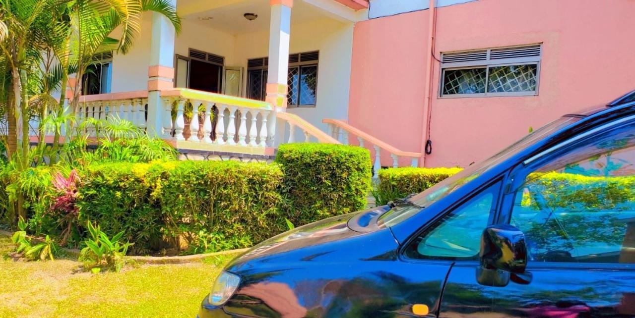 La Feve Beach Bed And Breakfast Entebbe Exteriér fotografie