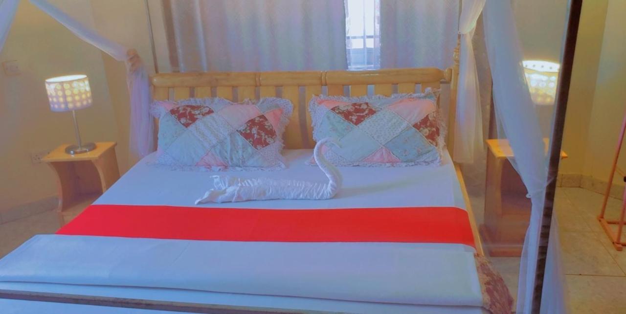 La Feve Beach Bed And Breakfast Entebbe Exteriér fotografie